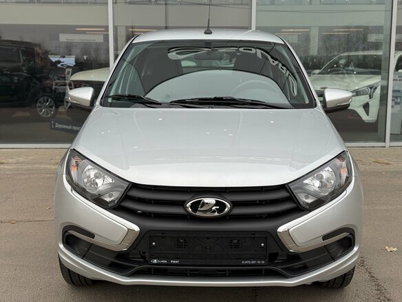 2026 Lada (ВАЗ) Granta I Рестайлинг, серебристый, 1233000 рублей - вид 3