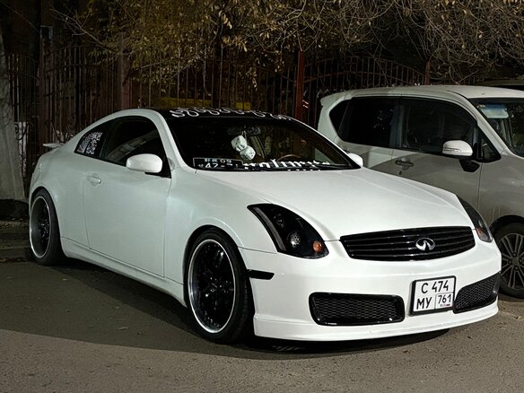 2005 Infiniti G G35 III, белый - вид 2