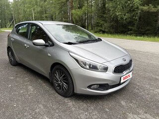2013 Kia Ceed II, серебристый, 830000 рублей, вид 1
