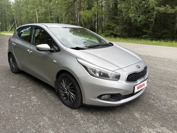 2013 Kia Ceed II, серебристый, 830000 рублей