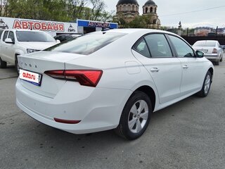 2021 Skoda Octavia IV (A8), белый, 2095000 рублей, вид 3