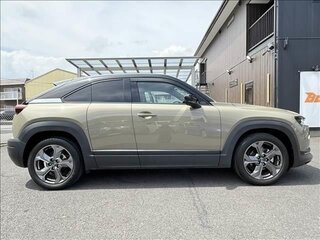 2023 Mazda MX-30 I, коричневый, 2095084 рублей, вид 2