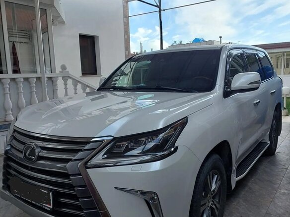 2020 Lexus LX Arctic Trucks 450d AT35 III Рестайлинг 2, белый, 11000000 рублей - вид 2