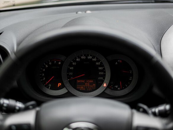 2012 Toyota RAV4 III (XA30) Рестайлинг, коричневый, 1160000 рублей - вид 4
