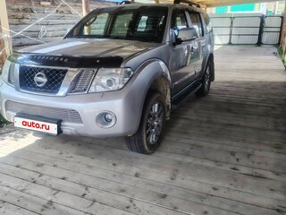 2011 Nissan Pathfinder III Рестайлинг, серебристый, 1400000 рублей, вид 1