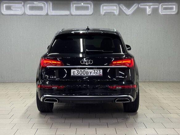 2022 Audi Q5 45 TFSI II (FY) Рестайлинг, чёрный, 3700000 рублей - вид 6