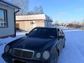 1997 Mercedes-Benz E-Класс 320 II (W210, S210), синий, 650000 рублей - вид 1