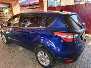 2017 Ford Kuga II Рестайлинг, синий, 1490000 рублей, вид 5