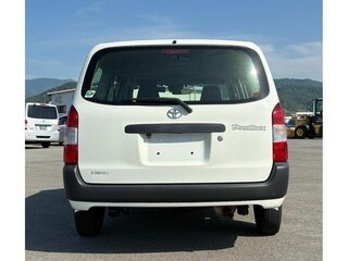 2021 Toyota Probox I Рестайлинг, белый, 1100000 рублей, вид 4