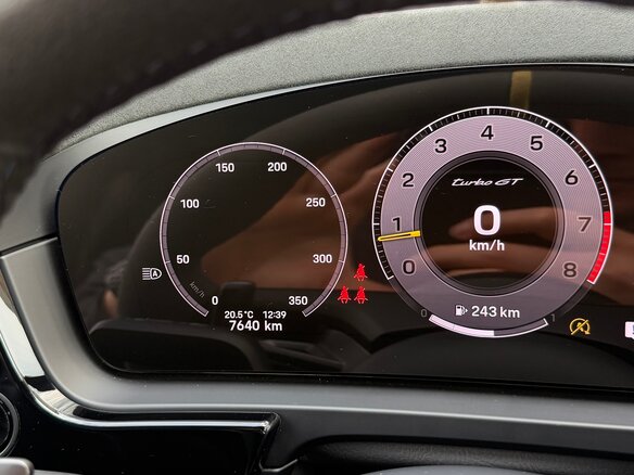 2024 Porsche Cayenne Turbo GT Coupé III Рестайлинг, серый, 25200000 рублей - вид 15