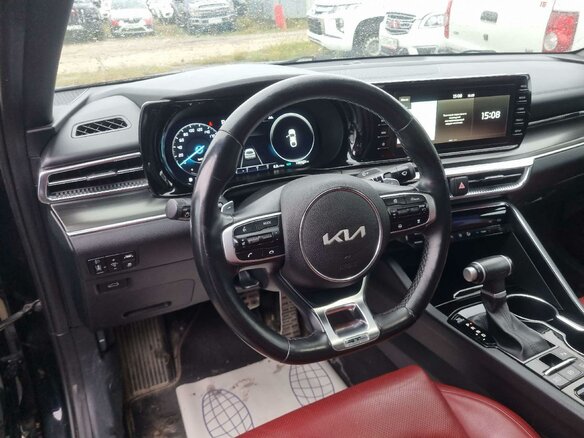 2023 Kia K5 III, чёрный, 2700000 рублей - вид 5