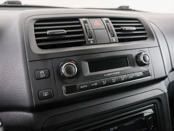 2012 Skoda Fabia II Рестайлинг, красный, 729000 рублей - вид 14