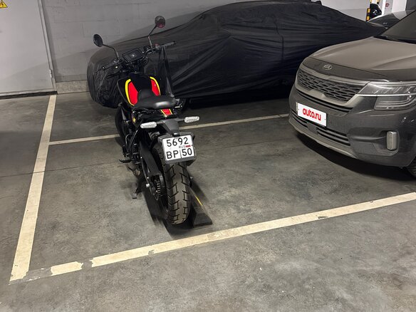 2025 Royal Enfield Guerrilla 450, чёрный, 420000 рублей - вид 4
