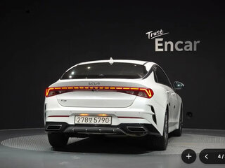 2022 Kia K5 III, белый, 1850000 рублей, вид 5