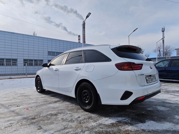 2019 Kia Ceed III, белый, 1350000 рублей - вид 4