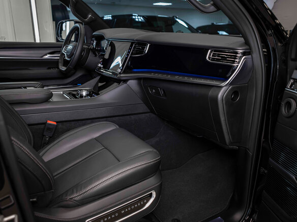 2026 Jeep Grand Wagoneer WS Рестайлинг, чёрный, 17026748 рублей - вид 21