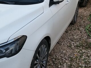 2021 Ford Escort VI Рестайлинг 2, белый, 1600000 рублей, вид 3