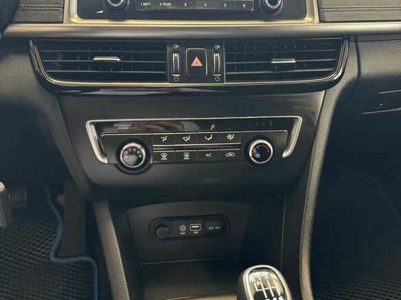 2018 Kia Optima IV, чёрный, 1399000 рублей - вид 11