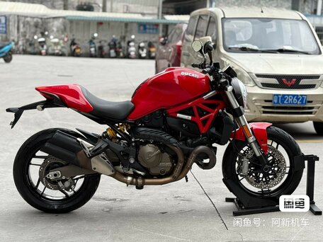 2016 Ducati Monster 821, красный, 345000 рублей, вид 4