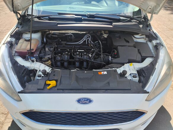 2015 Ford Focus III Рестайлинг, белый, 580000 рублей - вид 25