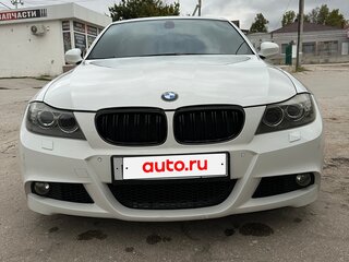 2009 BMW 3 серии 330i V (E90/E91/E92/E93) Рестайлинг, белый, 1400000 рублей, вид 2