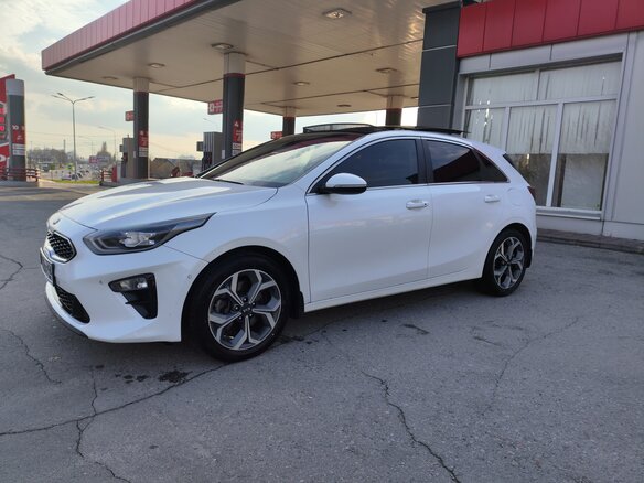 2020 Kia Ceed III, белый, 1680000 рублей