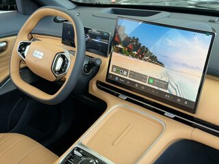 2026 Geely EX5 Гибрид EM-R, зелёный, 3829990 рублей, вид 2
