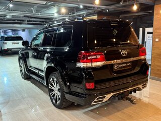 2016 Toyota Land Cruiser 200 Series Рестайлинг 2, чёрный, 5500000 рублей, вид 4
