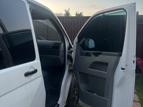 2010 Volkswagen Transporter T5 Рестайлинг, белый, 1400000 рублей - вид 14