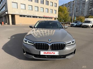 2020 BMW 5 серии 520d xDrive VII (G30/G31/G38) Рестайлинг, серый, 3650000 рублей, вид 1