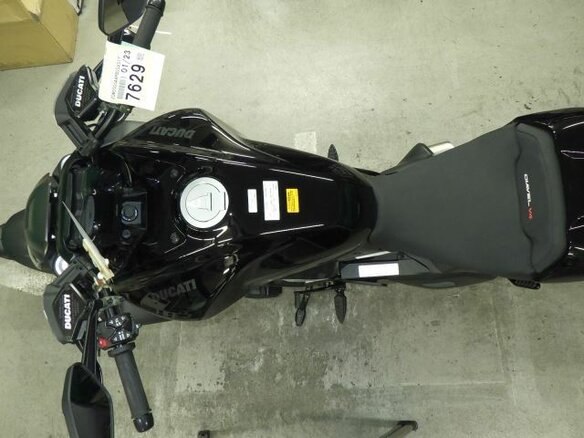 2023 Ducati Diavel V4, чёрный, 1890000 рублей - вид 8