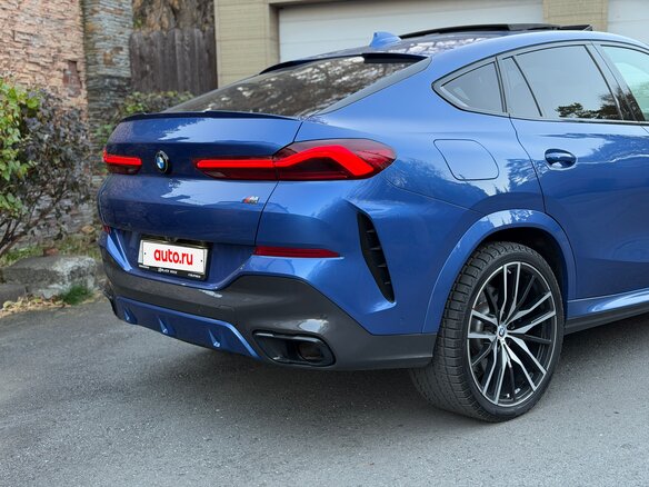 2019 BMW X6 30d III (G06), синий, 6950000 рублей - вид 22