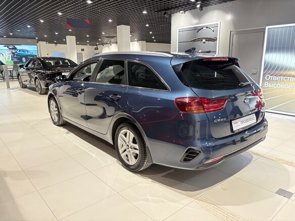 2019 Kia Ceed III, белый, 1849000 рублей - вид 5