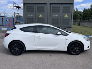 2014 Opel Astra GTC J Рестайлинг, белый, 745000 рублей, вид 5
