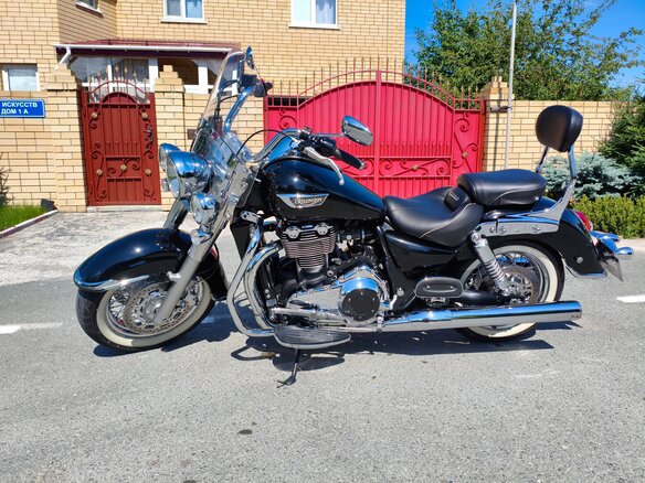 2015 Triumph Thunderbird LT, чёрный, 1199000 рублей - вид 5