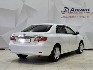 2012 Toyota Corolla X (E140, E150) Рестайлинг, белый, 810000 рублей, вид 3