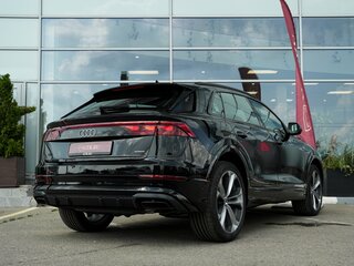 2026 Audi Q8 55 TFSI I (4M) Рестайлинг, чёрный, 13550000 рублей, вид 3
