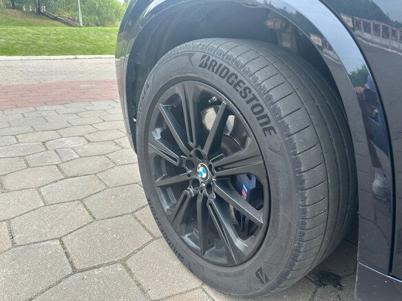 2018 BMW X5 M50d IV (G05/G18), пурпурный, 4990000 рублей - вид 22