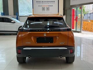 2021 Peugeot 2008 II, оранжевый, 1350008 рублей, вид 5
