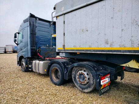 2020 Volvo FH, синий, 8024000 рублей, вид 4