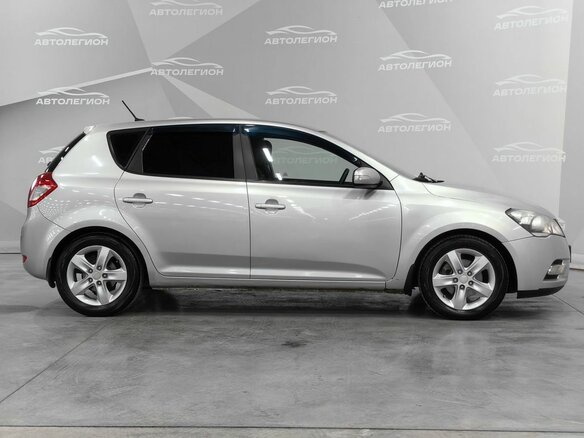 2012 Kia Ceed I Рестайлинг, серебристый, 770000 рублей - вид 5