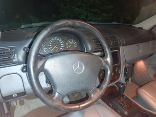 2002 Mercedes-Benz M-Класс 270 I (W163) Рестайлинг, серый, 1000000 рублей, вид 4