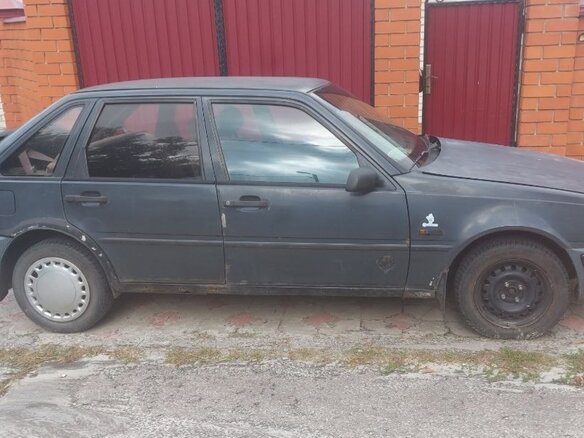 1990 Volvo 440, серый - вид 2