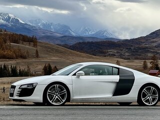 2007 Audi R8 V8 I (Typ 42), белый, 5700000 рублей, вид 1