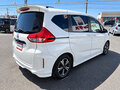 2021 Honda Freed+ II Рестайлинг, белый, 1020000 рублей - вид 3