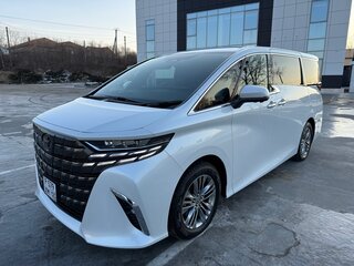2023 Toyota Alphard IV, белый, 7000000 рублей, вид 2