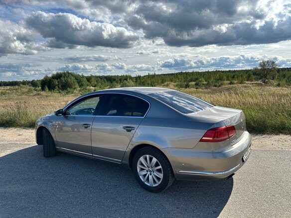 2013 Volkswagen Passat B7, бежевый, 915000 рублей - вид 6