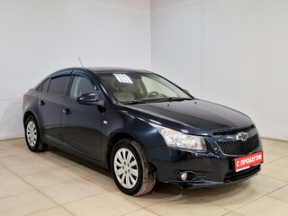 2011 Chevrolet Cruze I, чёрный, 620000 рублей, вид 3