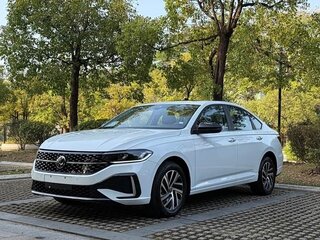 2023 Volkswagen Lavida III Рестайлинг, белый, 1515000 рублей, вид 1