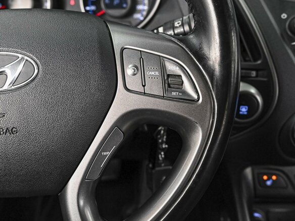 2013 Hyundai ix35 I Рестайлинг, чёрный - вид 17
